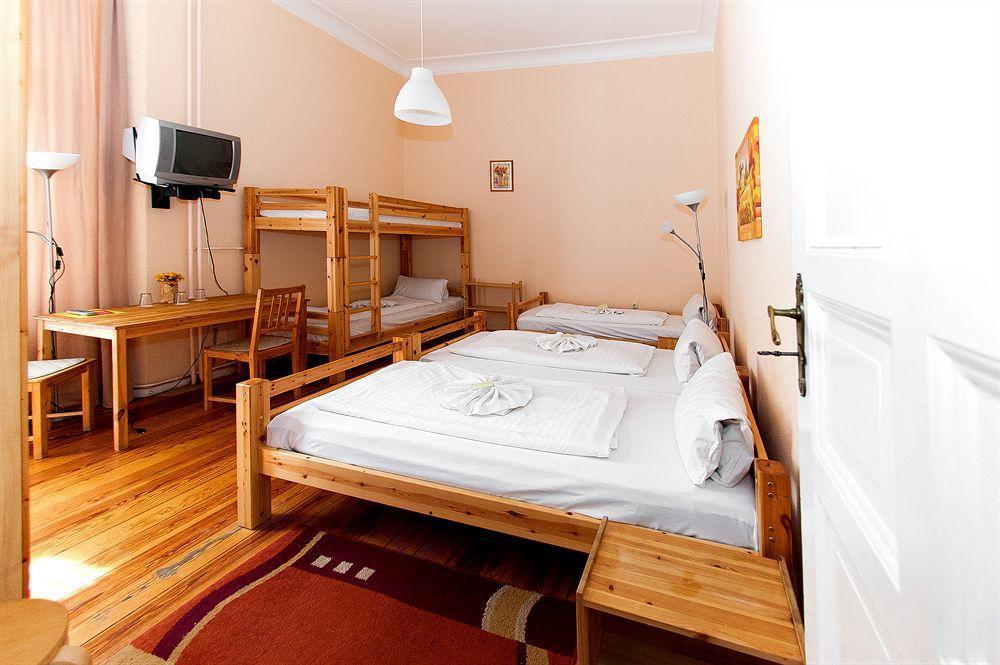 Elegia Am Kurfürstendamm Hotel 2*