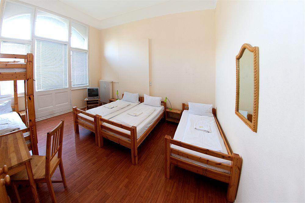 Hotel Elegia Am Kurfürstendamm 2*