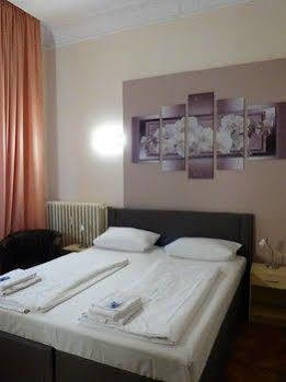Elegia Am Kurfürstendamm Hotel 2*