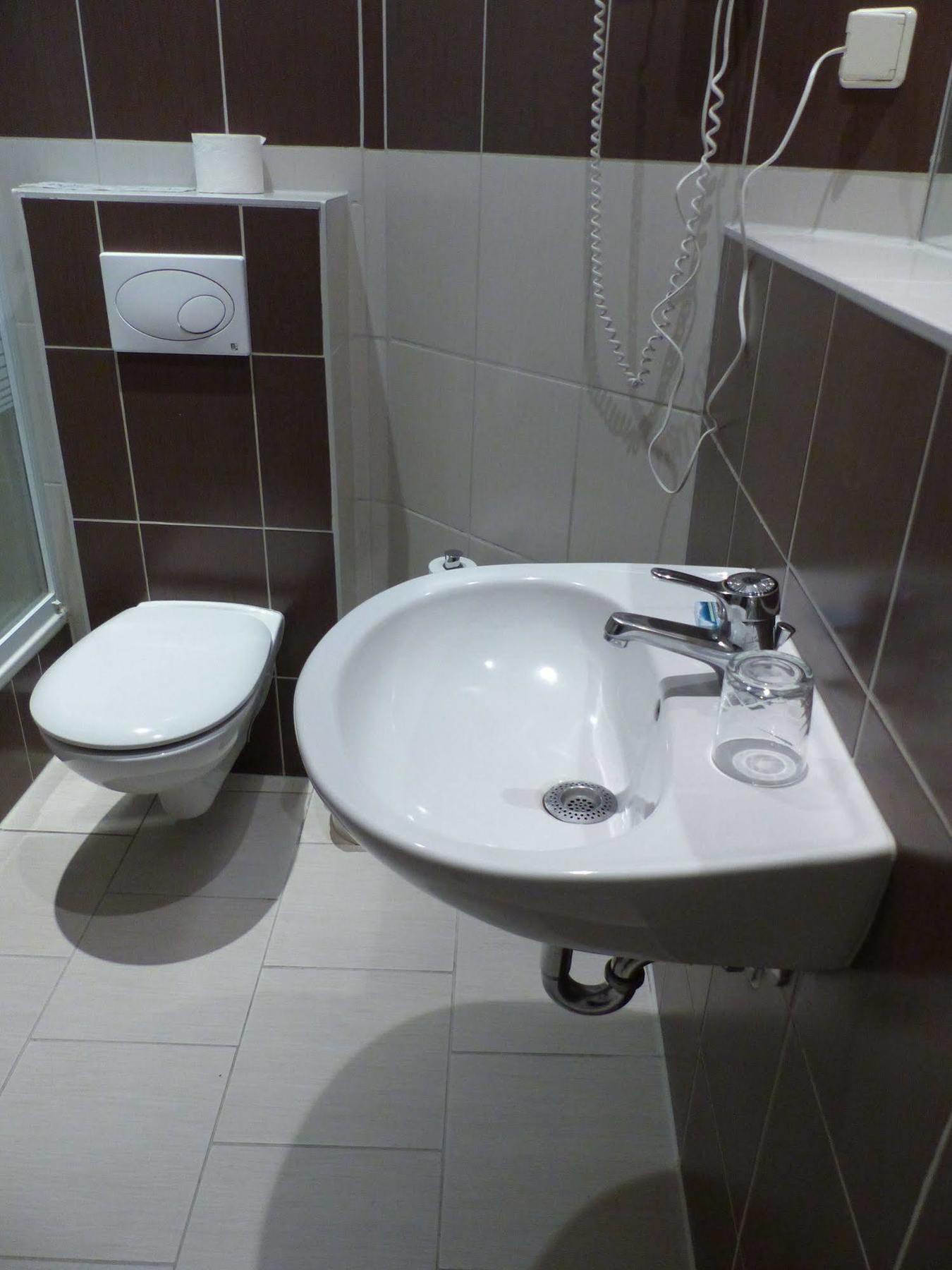 Elegia Am Kurfürstendamm Hotel 2*